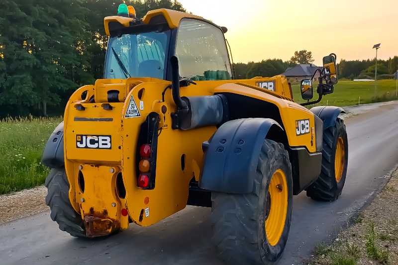 OmecoHub - Immagine JCB 531-70